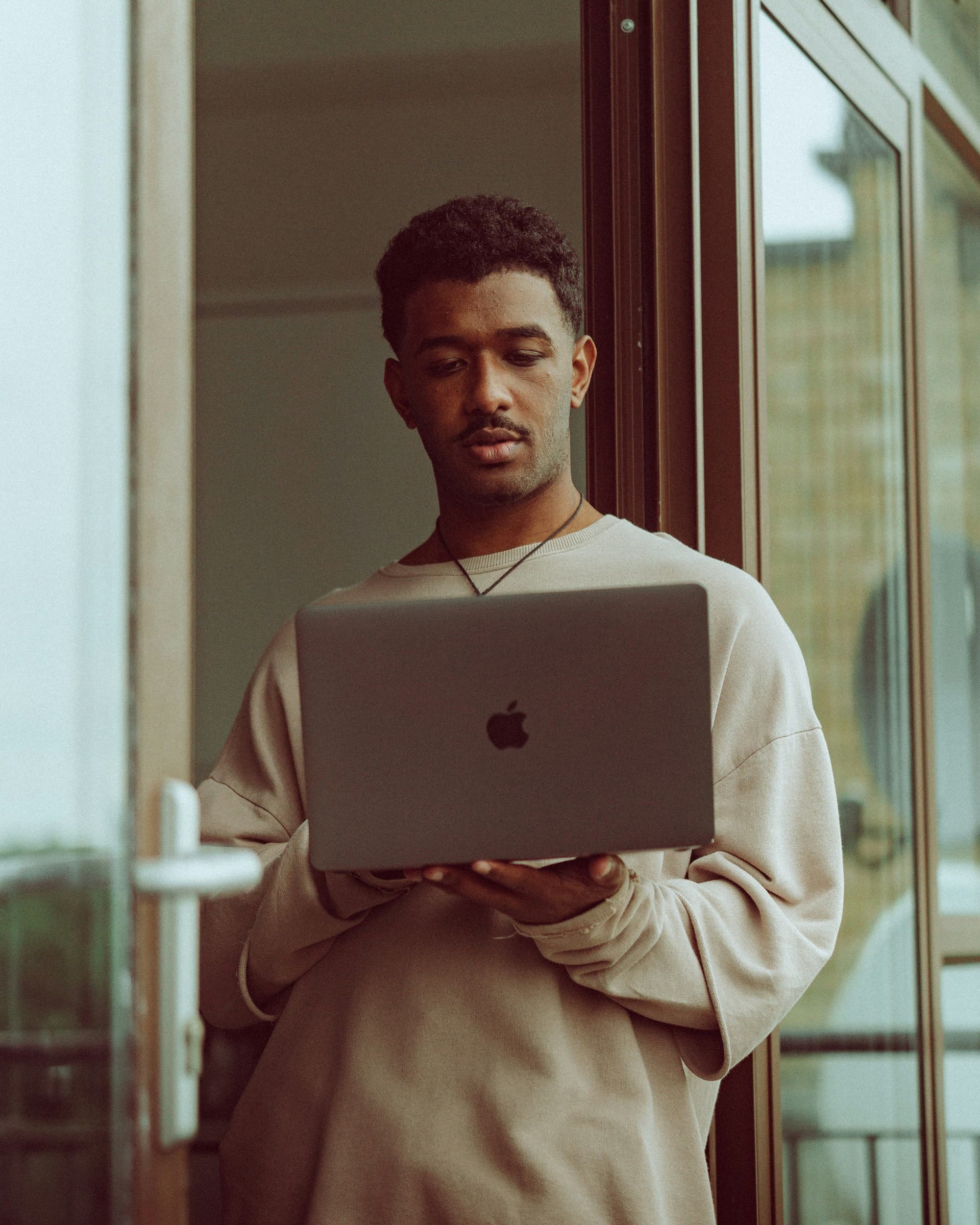 Do You Need an Acting Resume in 2025? Why Your Actor Website May Be Better